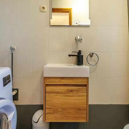 Ivona With Pool * Poljice(Krk)