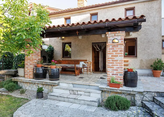 Ivona With Pool וילה