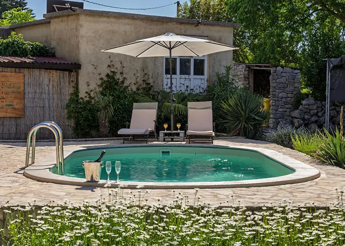 Ivona With Pool Villa Poljice(Krk)
